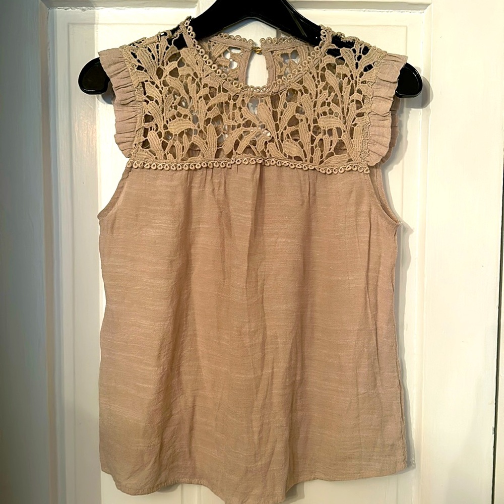 Sleeveless Crocheted Detail Top
